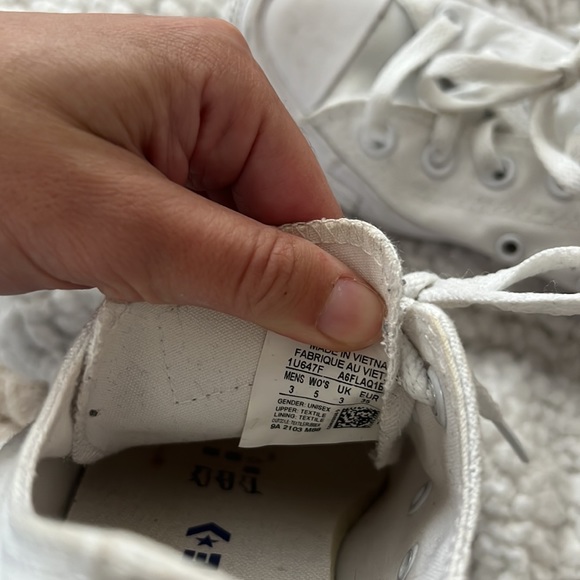 Women’s converse - Picture 5 of 5